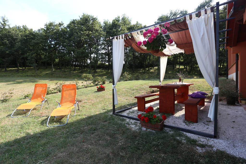 Apartments Matelici Divšići Exterior foto